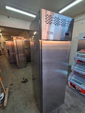 How Much Can Energy-Efficient Commercial Refrigeration Save Your Business?