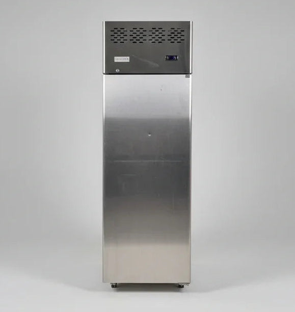 upright commercial fridge
